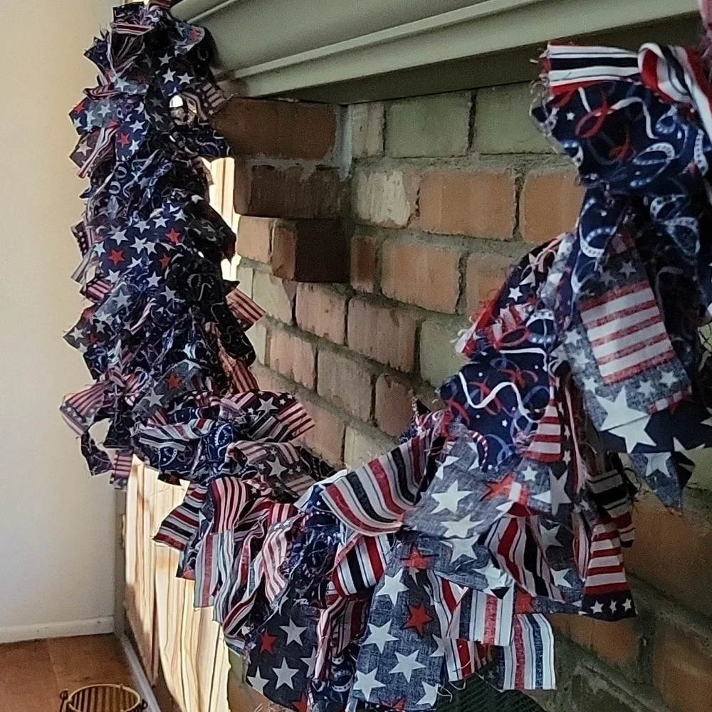 USA Patriotic Fabric Rag Tied Garland Stars Stripes American Flags